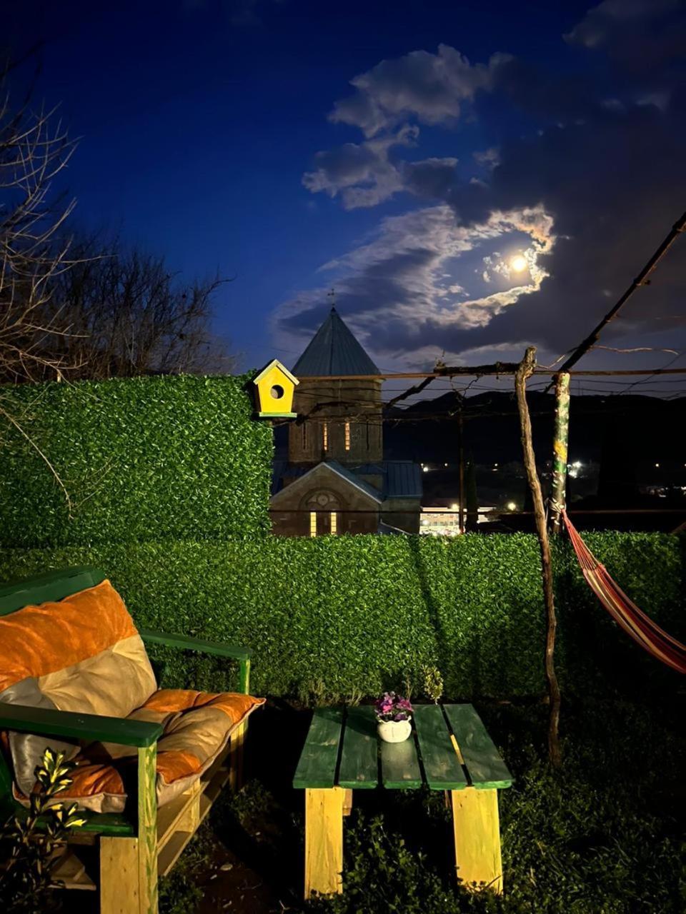 Отель Garden And Panorama Мцхета Экстерьер фото